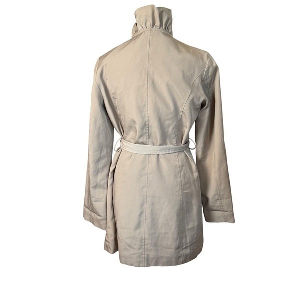 Betsey Johnson Khaki Tan Belted Ruffle Trench Coat Rose Buttons Jacket Small - Picture 5 of 13